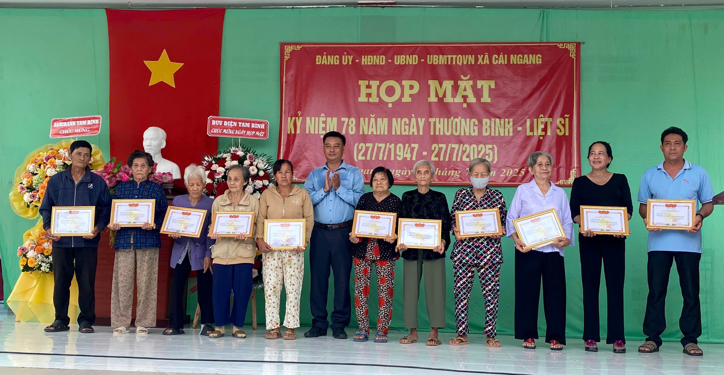 Xã Cái Ngang tổ chức họp mặt kỷ niệm 78 năm ngày Thương binh Liệt sĩ (27/7/1947 - 27/7/2025)